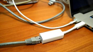 Thunderbolt_ethernet_adapter